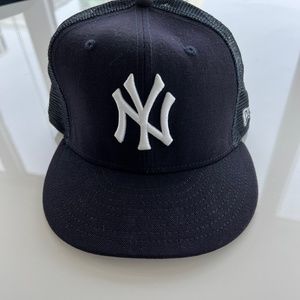 New York Yankees Fitted Mesh back New Era hat